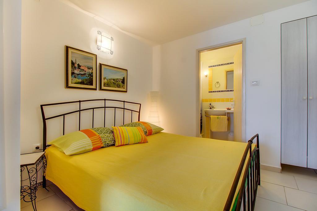 Apartment Neno - Terrace & Parking Veli Losinj Luaran gambar