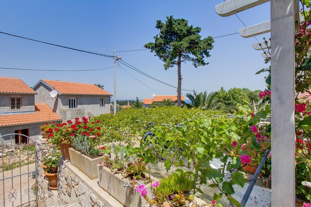 Apartment Neno - Terrace & Parking Veli Losinj Luaran gambar