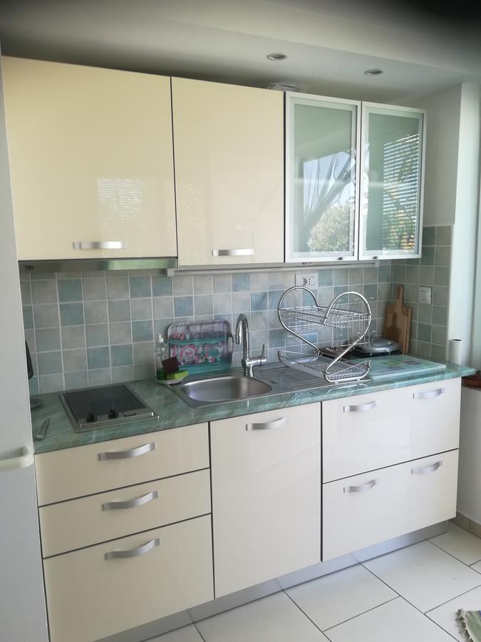 Apartment Neno - Terrace & Parking Veli Losinj Luaran gambar
