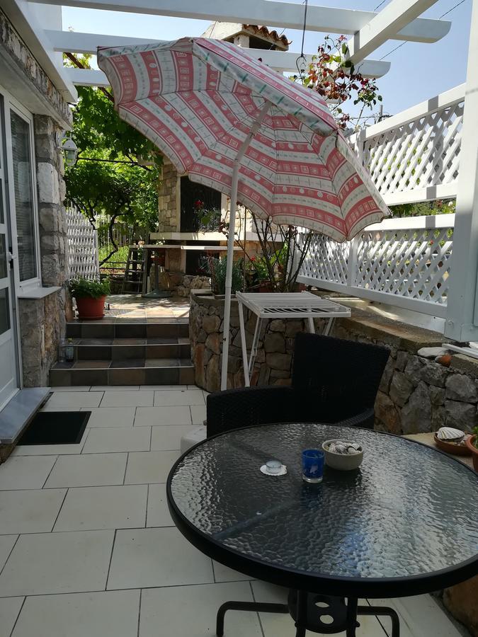 Apartment Neno - Terrace & Parking Veli Losinj Luaran gambar