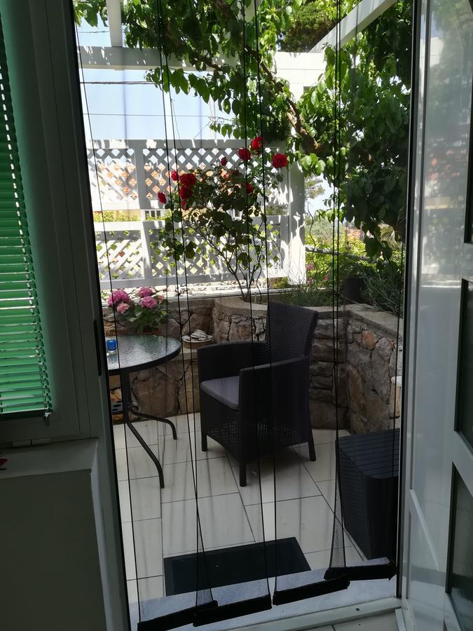 Apartment Neno - Terrace & Parking Veli Losinj Luaran gambar